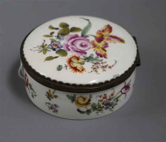 19th century Continental porcelain box diameter 8.5cm